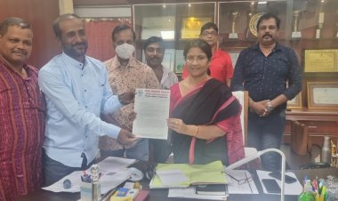 ପିଲାଙ୍କ ବସ୍ତାନି ବୋଝ କମେଇବାକୁ ମେୟରଙ୍କ କଡା ନିର୍ଦେଶ : ଓମଟିଭି