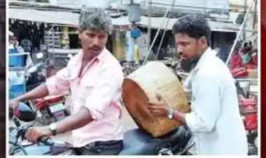 ଭକ୍ତଙ୍କ ଭାବନା ସହ ସାଂଘାତିକ ଖେଳ : ମାଂସକାଟିବାକୁ ରଥଖଳାରୁ ବୋହିନେଲେ ବଳକା କାଠଗଣ୍ଡି, ଫଟୋ ଭାଇରାଲ.: ଓମଟିଭି