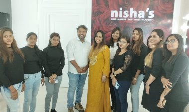 ପଟିଆରେ ଖୋଲିଲା ନିଶାସ ସାଲୁନ : ଓମଟିଭି