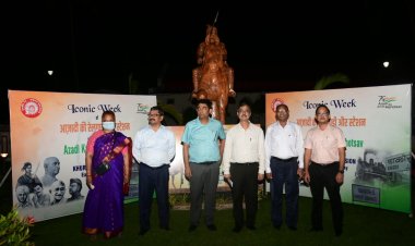 ଆଜାଦୀ କା ଅମୃତ ମହୋତ୍ସବର ଏକ ଅଂଶ ଭାବେ ପୂର୍ବ ତଟ ରେଳପଥ ଦ୍ୱାରା ସ୍ମରଣୀୟ 'ଆଜାଦୀ କା ଅମୃତ ମହୋତ୍ସବ' ସପ୍ତାହ ପାଳନ (ଓମଟିଭି)