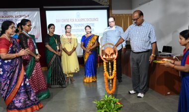 CAPACITY BUILDING PROGRAMME FOR TEACHERS AT   DAV PUBLIC SCHOOL, KALINGA NAGAR : Ommtv
