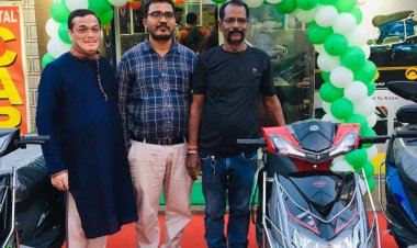 କଭ୍ୟାଂଶ ଏଣ୍ଟେରପ୍ରାଇଯେସ ର ସୁପର ଇକୋ ଇଲେକ୍ଟ୍ରିକ ଭାଇକିଲ  ଶୋ ରୁମ ଭୁବନେଶ୍ୱର ବମିଖାଲରେ ଖୋଲିଲା : ଓମଟିଭି