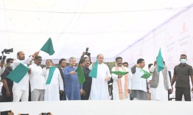 FOUNDATION STONE LAID FOR REDEVELOPMENT OF BHUBANESWAR RAILWAY STATION: Ommtv