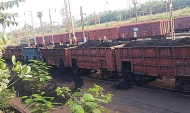 EAST COAST RAILWAY SETS RECORD IN FREIGHT LOADING: Ommtv
