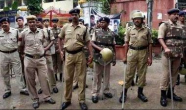 ରାଜଧାନୀ ପୁଲିସର ଦୌରାତ୍ମ ଦିନକୁ ଦିନକୁ ବଢ଼ୁଛି କାହିଁକି ପଢ଼ିଲେ ଜାଣିବେ।(ରିପୋର୍ଟ : ଓମ ଟିଭି)