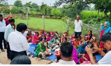 Rungta Company has requested financial assistance from 54 affected families of Balisahi village to cover the losses and employment of one person from each family as per merit. : Ommtv