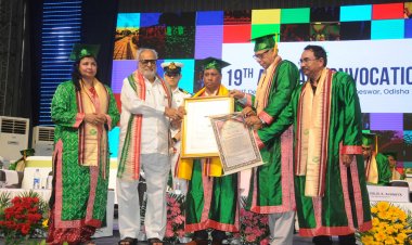 19th Annual Convocation of KIIT : Ommtv