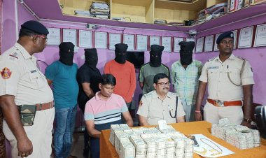 ଧରାପଡ଼ିଲେ ନକଲି ସିବିଆଇ, ୧କୋଟି ୨ଲକ୍ଷ ନଗଦ ଟଙ୍କା, ସୁନା ଜବତ : Ommtv