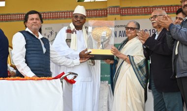 National Transition Council of Guinea President Dansa Kourouma Bestowed KISS Humanitarian Award 2019 : Ommtv