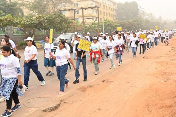 World Cancer Day: Awareness Rally by YRC KIIT Volunteers : Ommtv