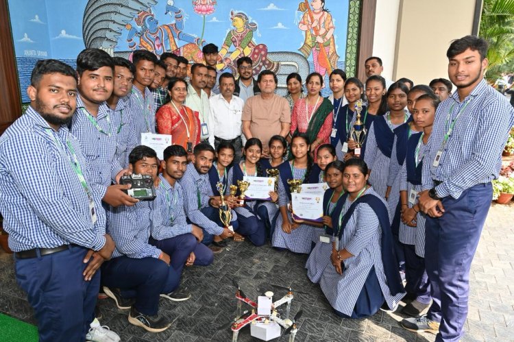 KIIT-ITI Students Design a Multipurpose Drone : Ommtv
