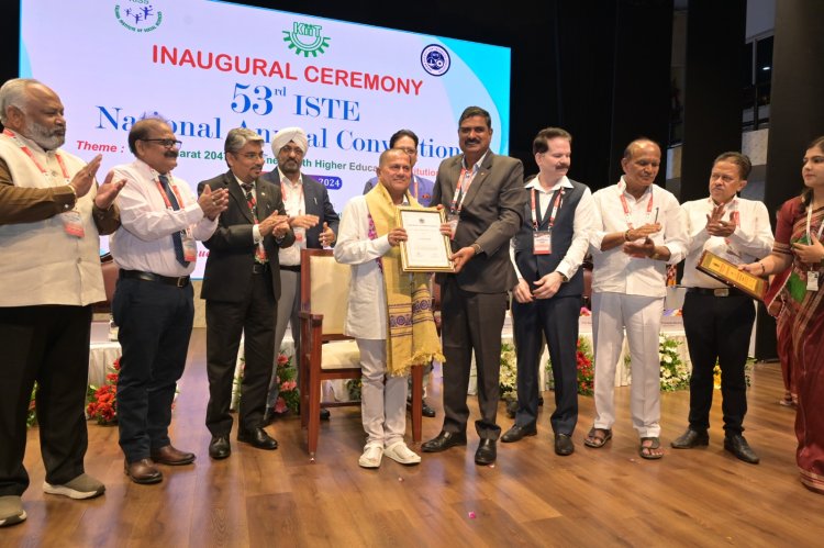 Dr. Achyuta Samanta Conferred ISTE Lifetime Achievement Award : Ommtv Round The Clock