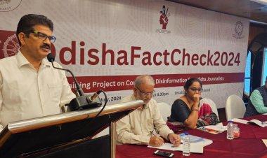 Professor Empowers Odisha's Women Journalists with Visual Verification Skills  : Ommtv Round The Clock