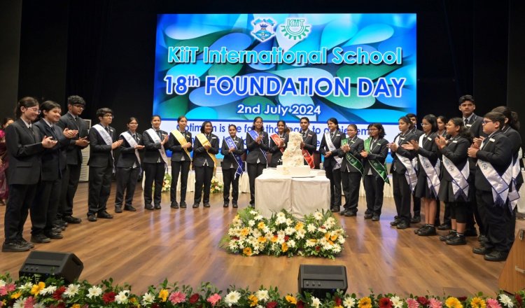 18th FOUNDATION DAY of KiiT International School : Ommtv Round The Clock