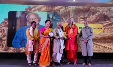 ଗୁରୁଶିଷ୍ୟ ପରମ୍ପରା ଆମର ପରିଚୟ, ଗୁରୁ ଗୋପାଳଚନ୍ଦ୍ର ପଣ୍ଡା ଓ ଶ୍ୟାମାମଣୀ ଦେବୀଙ୍କୁ ଗୁରୁ ସମ୍ମାନ : Ommtv