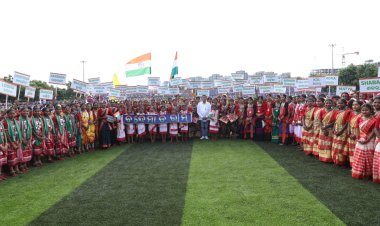 Independence Day Celebrated by KIIT Group of Institutions : Ommtv Kalinga Vikas