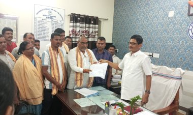 ହିନ୍ଦୋଳ ବ୍ଲକ ଅଧ୍ୟକ୍ଷା ସସ୍ମିତା ନାଏକ ଙ୍କ ବିରୁଦ୍ଧରେ ଗଲେ ଜନତା: Ommtv Kalinga Vikas