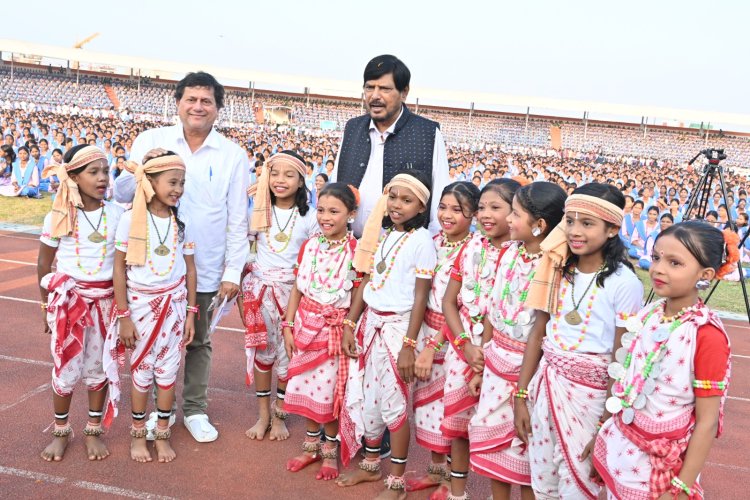 Union Minister Ramdas Athawale Hails Achyuta Samanta’s Work for Tribal Empowerment during Visit to KIIT and KISS: Ommtv Kalinga Vikas