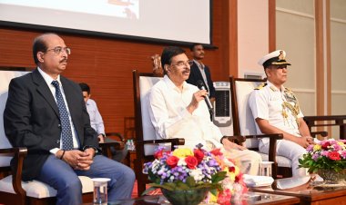 ନୂଆ ଦିଲ୍ଲୀରେ ୭୭ତମ ଗଣତନ୍ତ୍ର ଦିବସ ପରେଡ୍‌ରେ ଅଂଶଗ୍ରହଣ କରିଥିବା ଓଡ଼ିଶା ଏନ୍‌ସିସି ଦଳ ସହିତ ଭାବ ବିନିମୟ କଲେ ରାଜ୍ୟପାଳ*