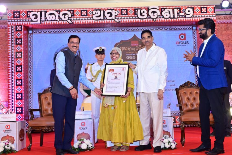 ସେବାରେ ବ୍ରତୀ ଥିବା ଲୋକେ ଆମ ସୁପରହିରୋ’