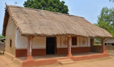  ସୁନାପୋଷି ଗାଁ ରେ ତିନୋଟି ଘରେ ଏକାବେଳେ ଚୋରି 