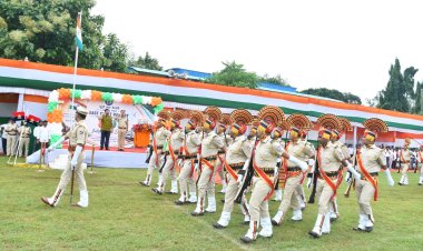 RAYAGADA DIVISION CELEBRATED 80TH INDEPENDENCE DAY:  √. DRM Shri Amitabh Singhal highlighted achievements and development initiatives