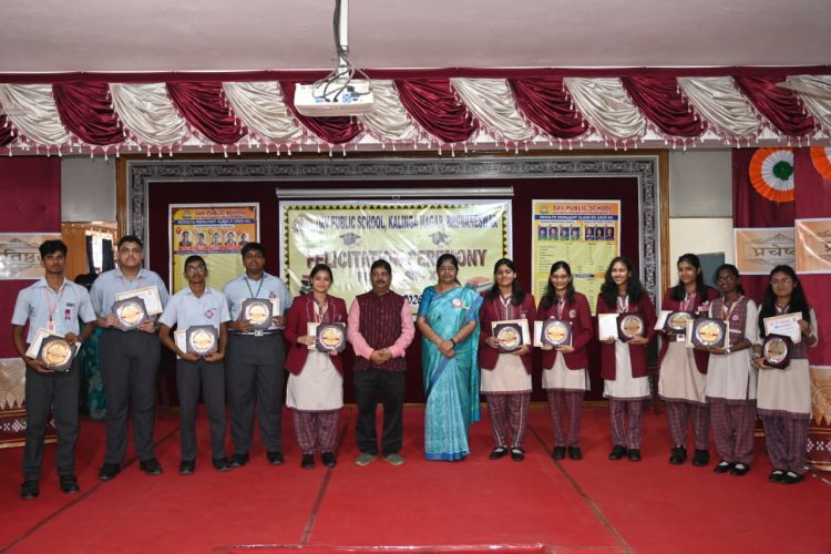 DAV, KALINGA NAGAR FELICITATES MERITORIUS STUDENTS  “EQUIP THE STUDENTS WITH SKILL BASED EDUCATION”