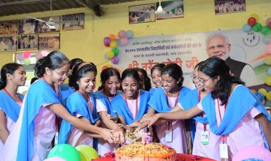 କିଟ୍‍ ଓ କିସ୍‍ ପକ୍ଷରୁ ପ୍ରଧାନମନ୍ତ୍ରୀ ମୋଦୀଙ୍କ ୭୬ତମ ଜନ୍ମଦିନ ପାଳନ