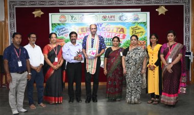 ମାଟିରେ ସୃଜନଶୀଳତାର ନିଆରା ପ୍ରୟାସ କଳିଙ୍ଗ ନଗର ଡିଏଭିରେ ଏକଦିବସୀୟ ଟେରାକୋଟା  ମାଷ୍ଟରପିସ କର୍ମଶାଳା ଆୟୋଜିତ  