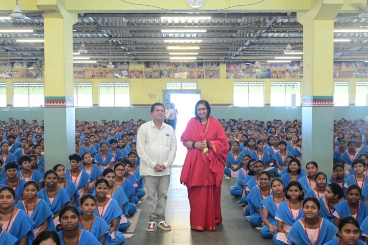 Spiritual Guru Sadhvi Ritambhara Visits KIIT and KISS