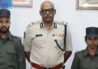 ୭ ଲକ୍ଷ ଟଙ୍କାର ପୁରସ୍କାର ଥିବା ମାଓବାଦୀ ଦମ୍ପତିଙ୍କ ଆତ୍ମସମର୍ପଣ, ପୁଲିସକୁ ହସ୍ତାନ୍ତର କଲେ ଅସ୍ତ୍ରଶସ୍ତ୍ର   