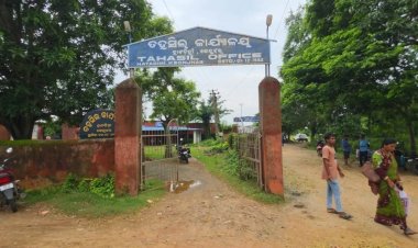 ତହସିଲ କାର୍ଯ୍ୟାଳୟରୁ ୧୫୦ ପଲିଥିନ ଗାଏବ, ଥାନାରେ ଅଭିଯୋଗ