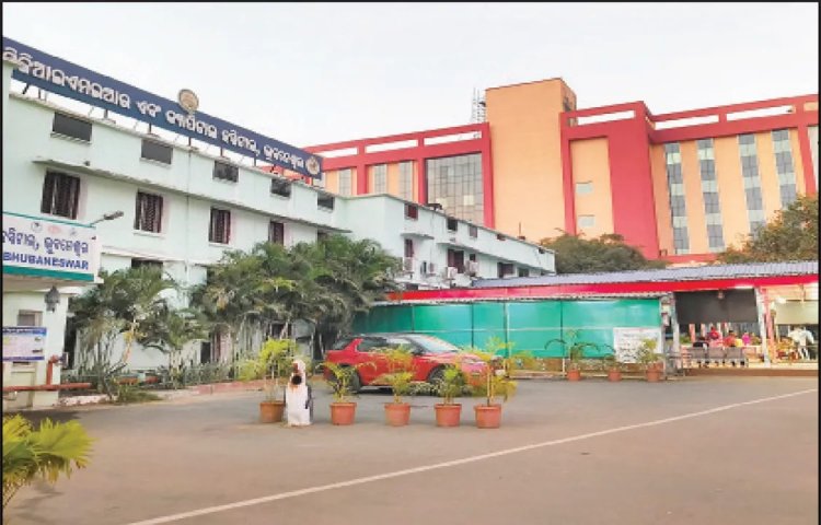 କ୍ୟାପିଟାଲ ହସ୍ପିଟାଲରେ ଦୂରହେବ ଧାଡ଼ି ଯନ୍ତ୍ରଣା